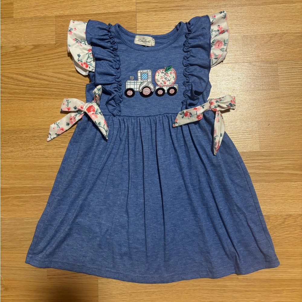 “Marie Nicole” dress size 4